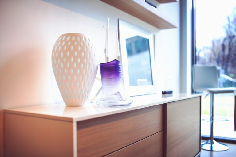 191 purple white design decoration 768x512