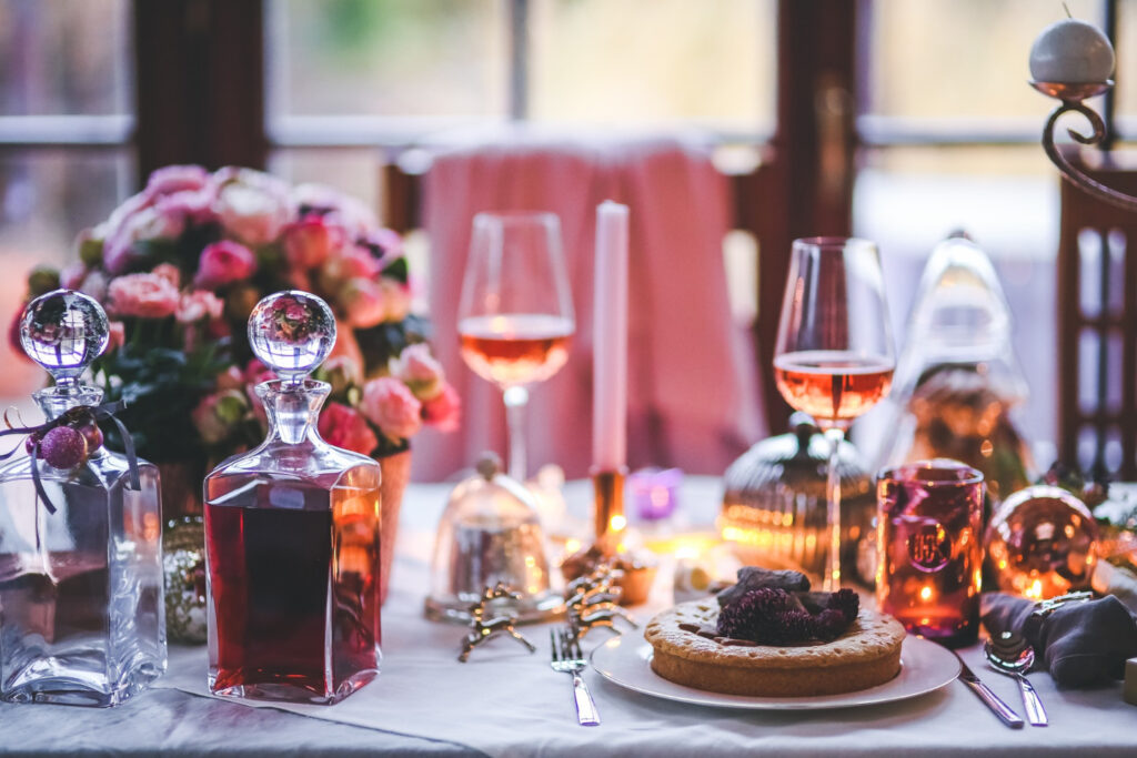 199 dinner meal table wine 1 1024x683