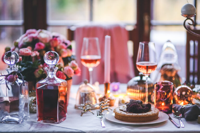 199 dinner meal table wine 1 768x512